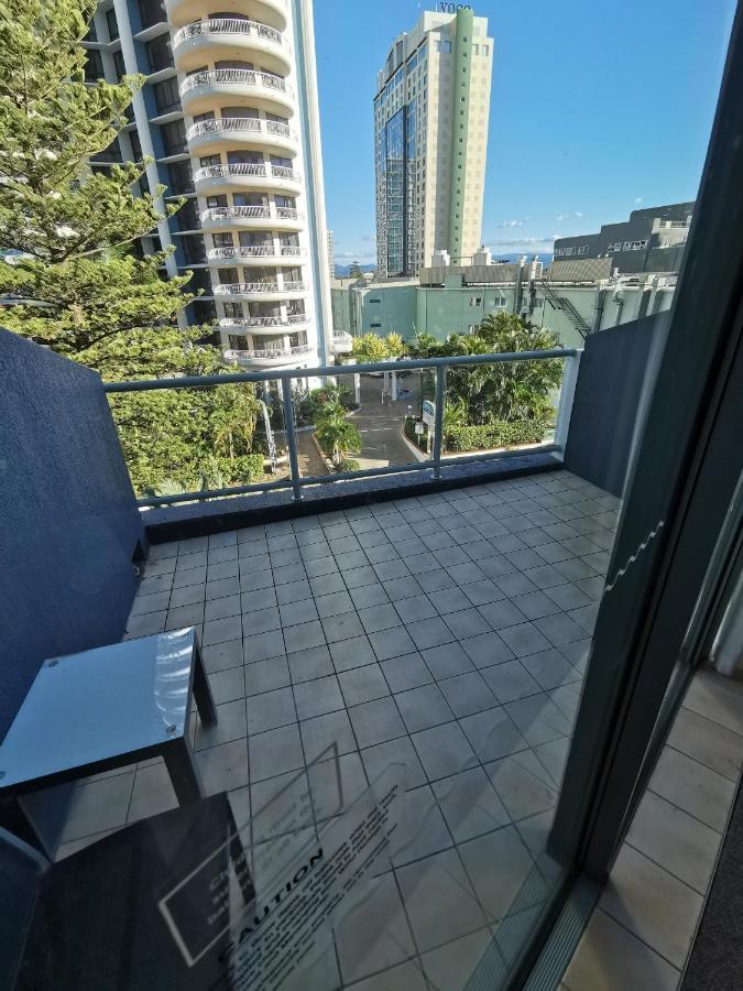 Apartment S1 Surfers Paradise Gold Coast