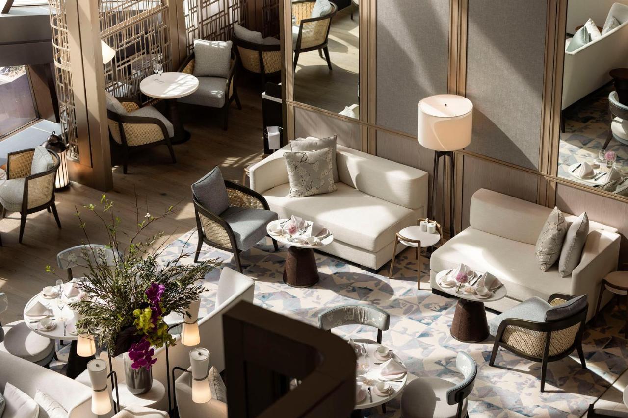The Langham, And Jewel Residences Hotel 5*