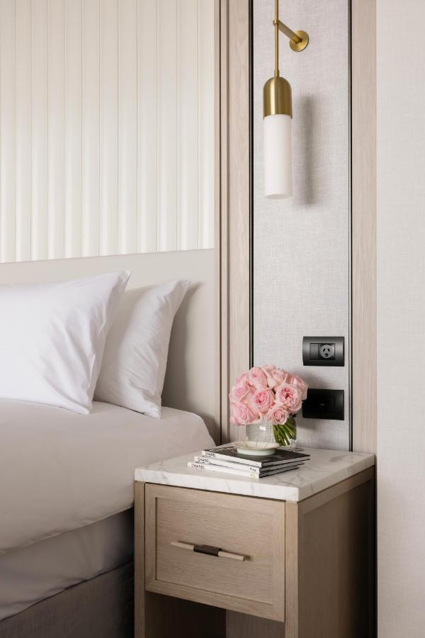 The Langham, And Jewel Residences Gold Coast