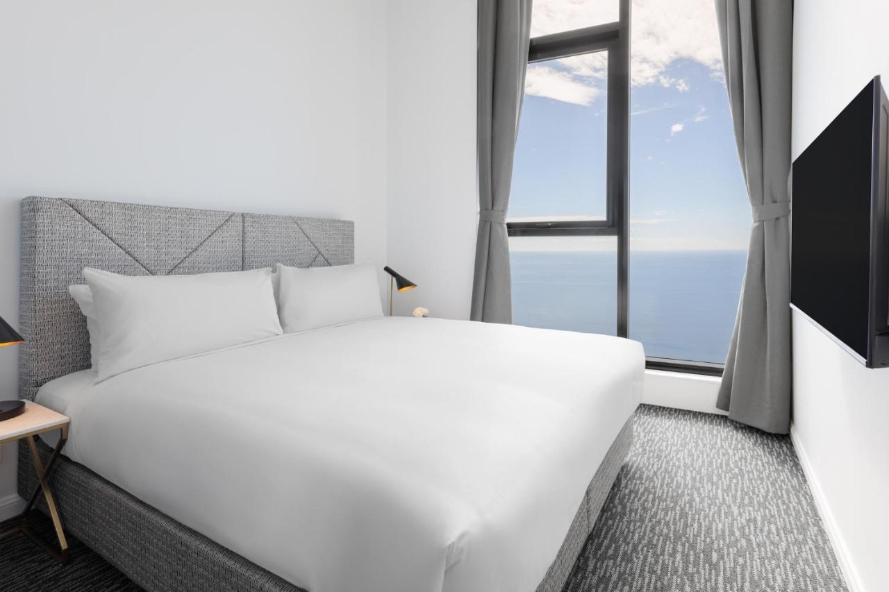 Meriton Surfers Paradise 5*