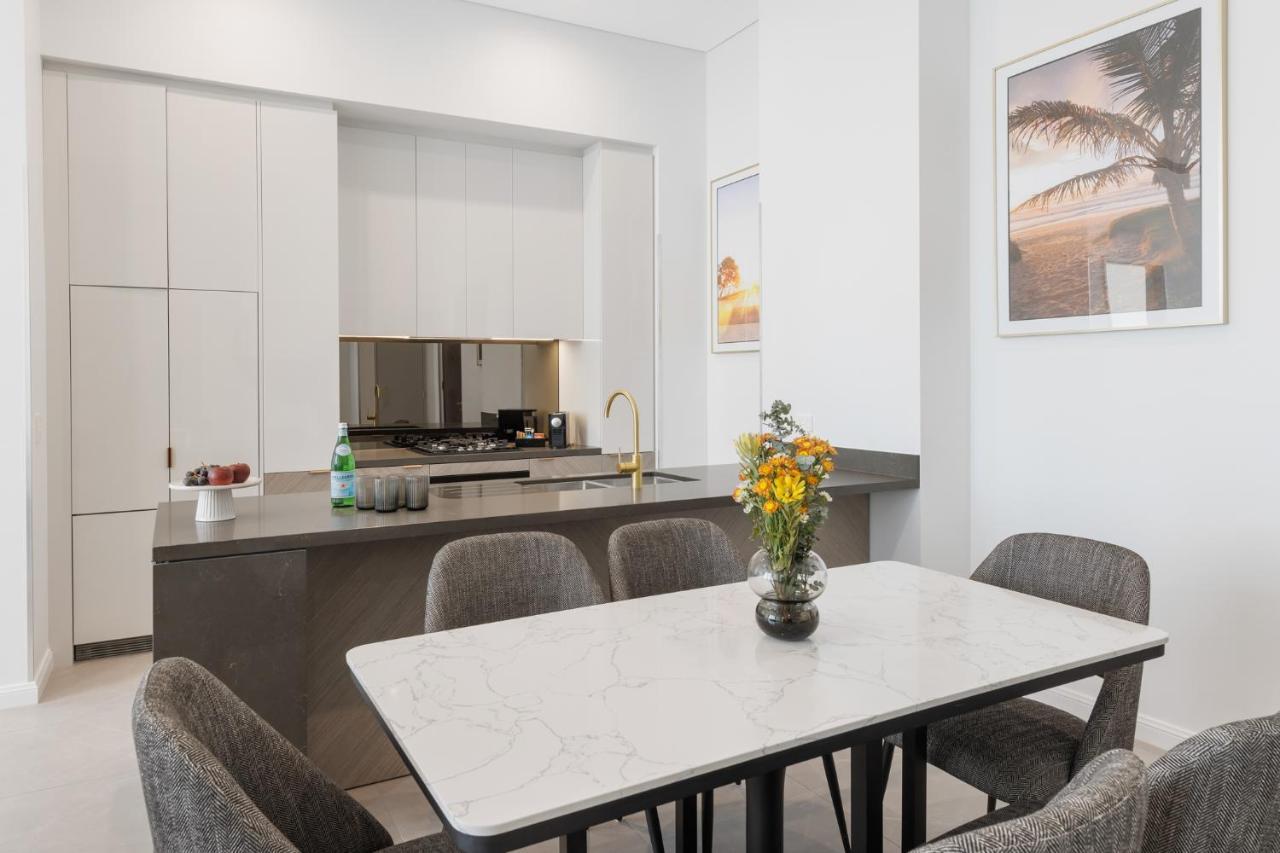 Meriton Surfers Paradise Aparthotel 5*