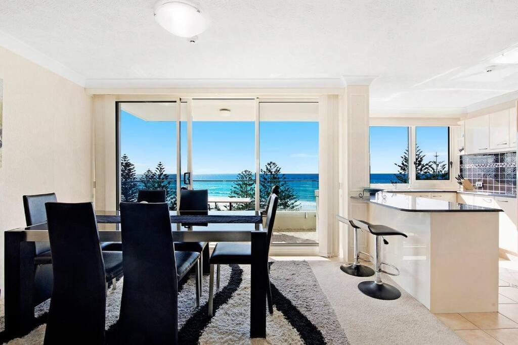 Southern Cross - Hosted By Burleigh Letting *
