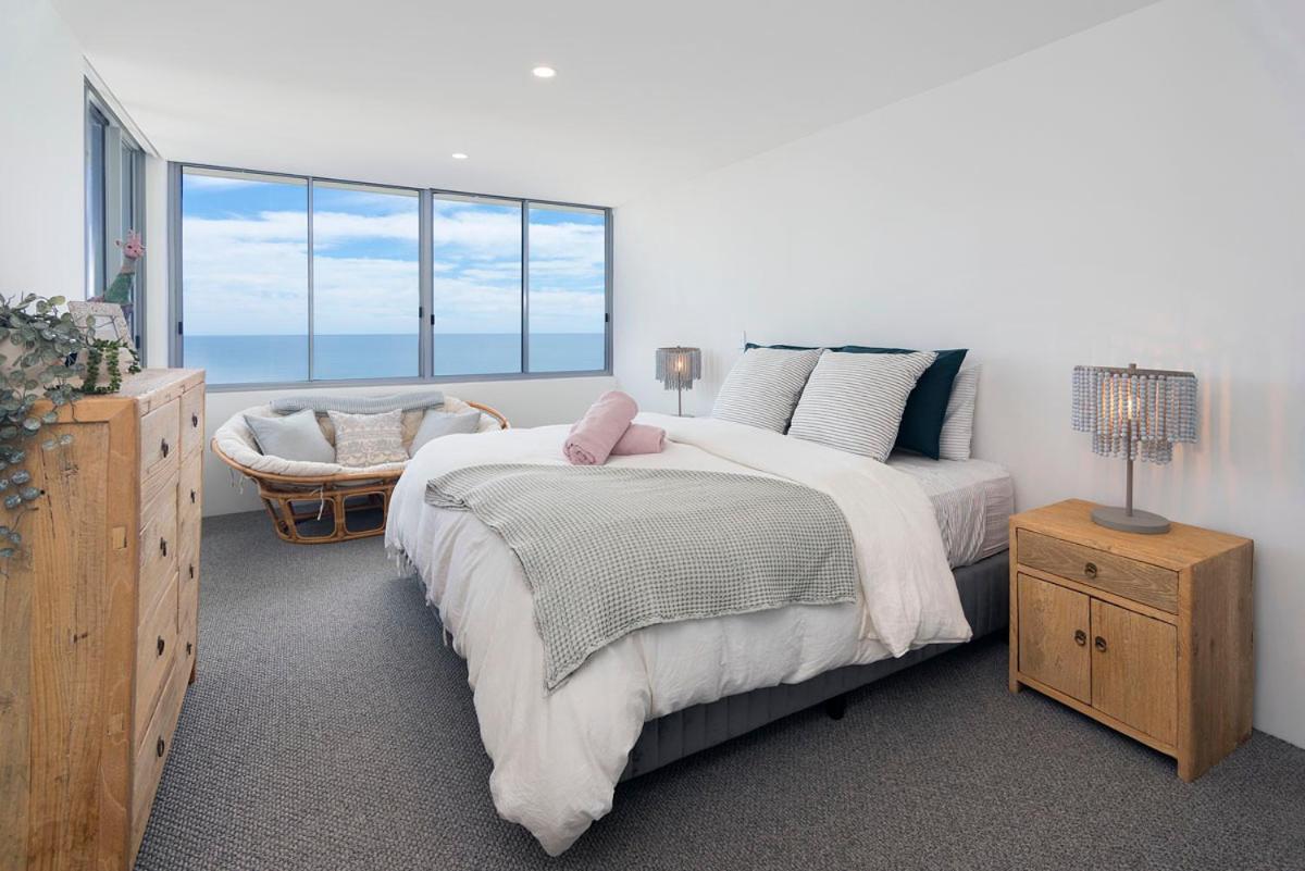Beachfront Surfers Paradise Berkeley By The Sea Apartamento Gold Coast