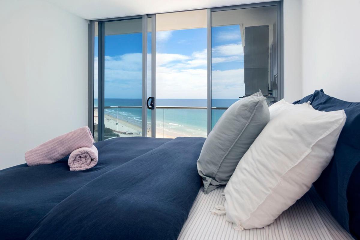 Apartamento Beachfront Surfers Paradise Berkeley By The Sea