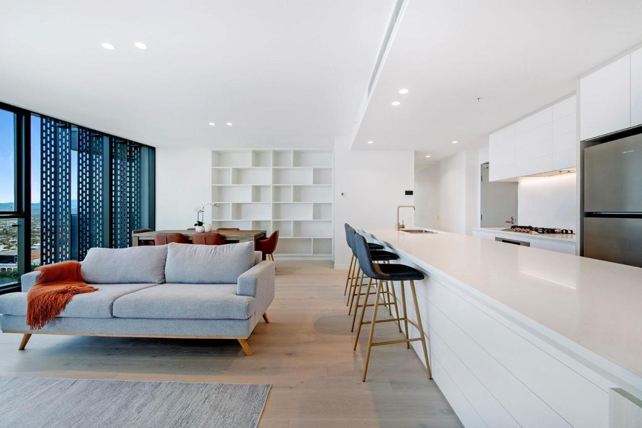 Signature Broadbeach Ocean Views - Coasthm Gold Coast