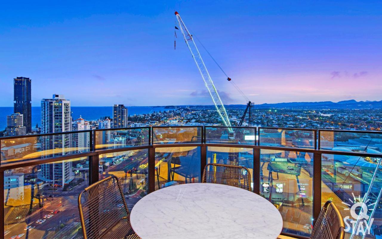Apartment 3 Bedroom Private At Casino - Q