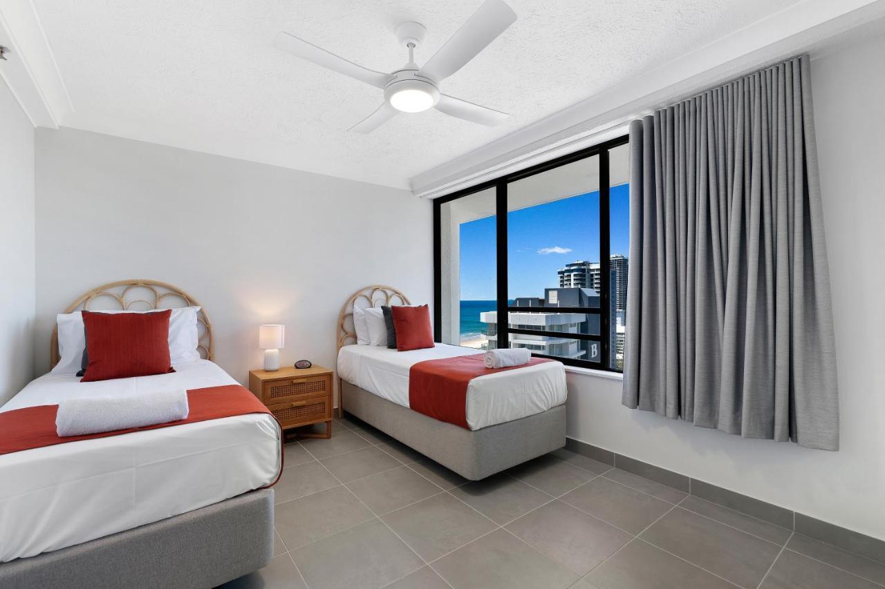Aparthotel Surfers Century Oceanside