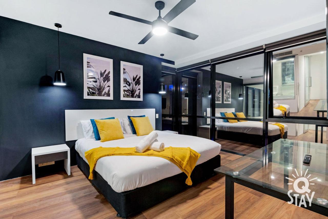 Circle On Cavill Surfers Paradise Mid Week Madness Deal - Q Apartment