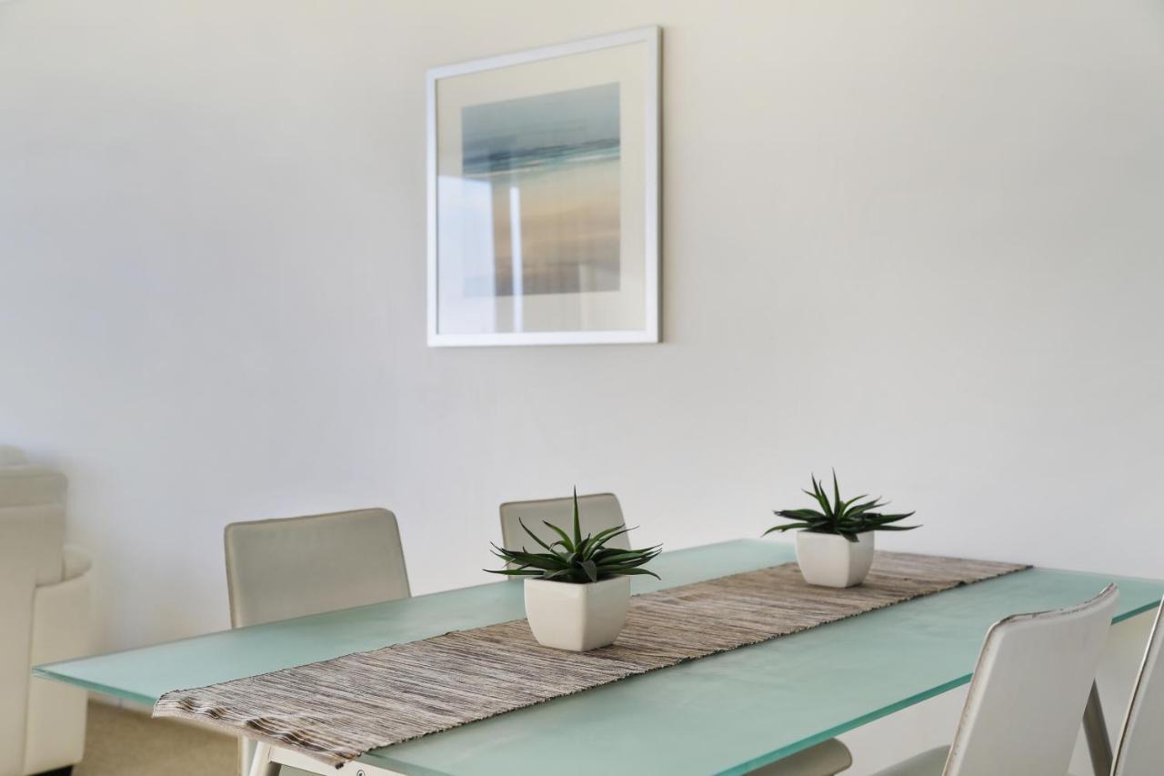 Aqualine On The Broadwater Aparthotel 4*