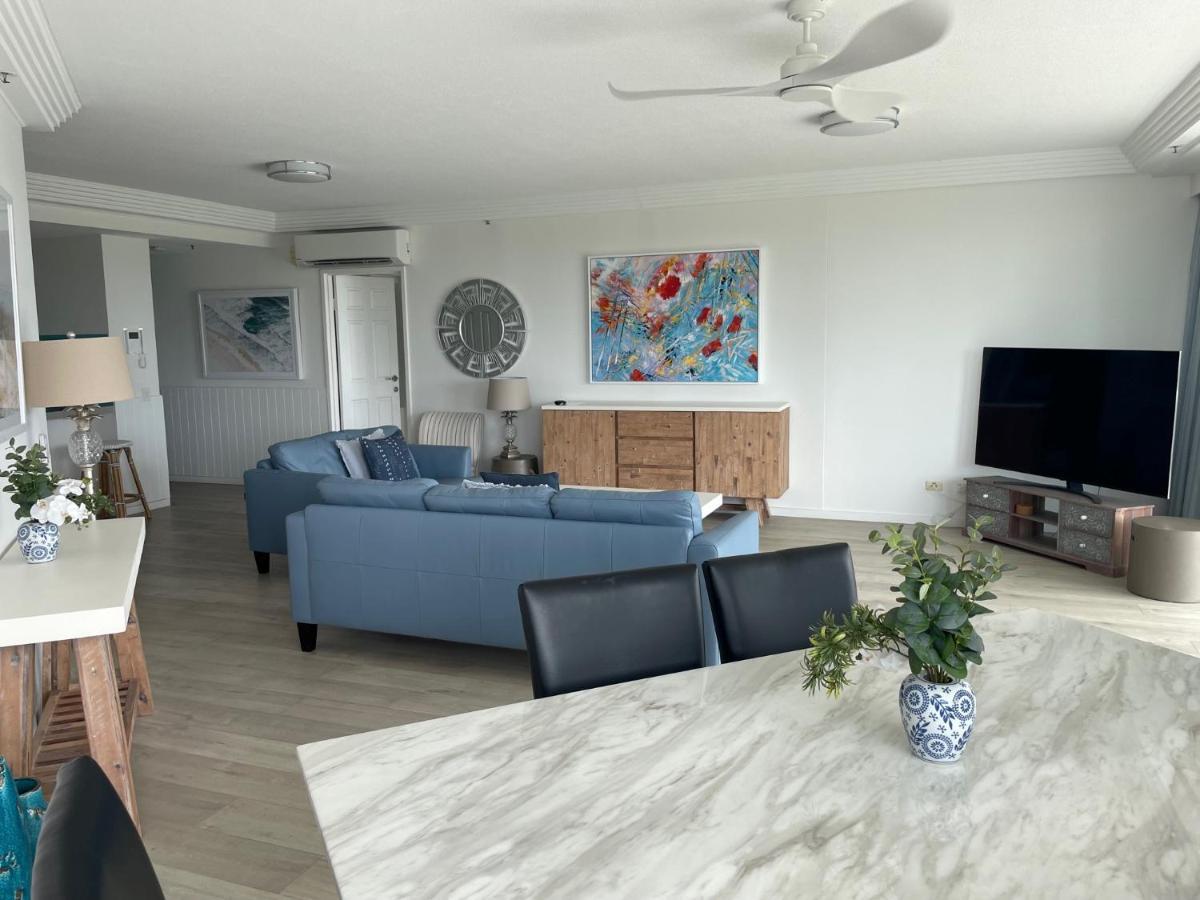 Aparthotel Carmel By The Sea Gold Coast
