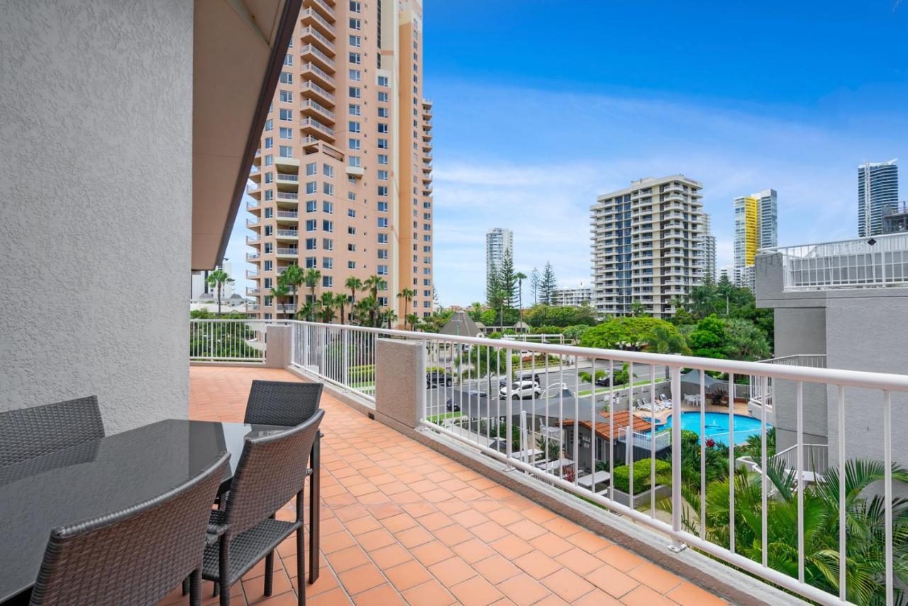 Markham Court 3*