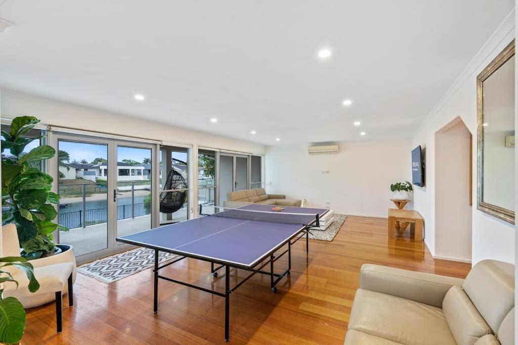 Holiday home Sorrento Waterfront Retreat,pool