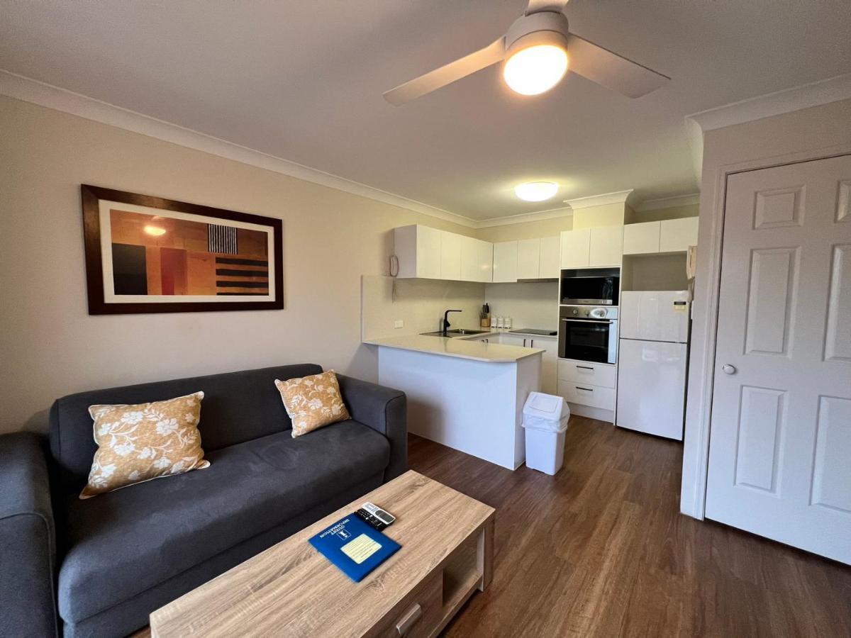 Karana Palms Aparthotel 3*