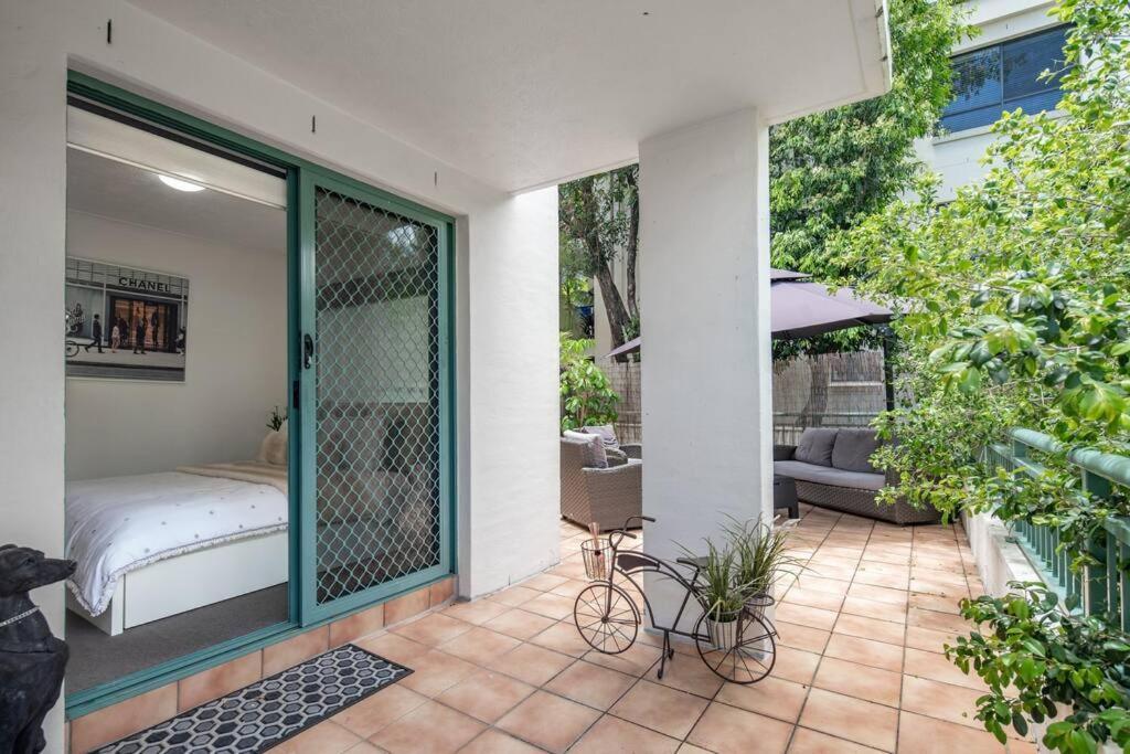 Pets Paradise - Location With Free Parking Apartment Gold Coast