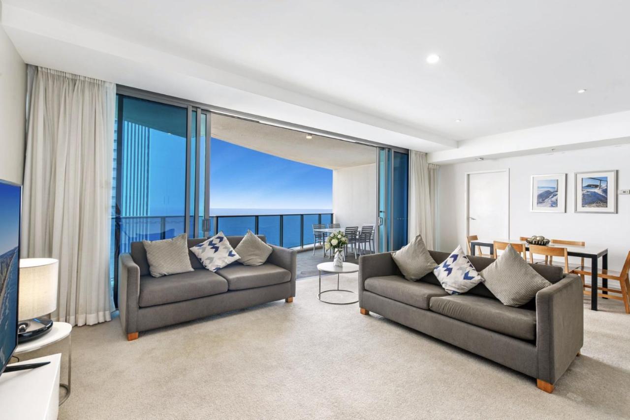 49th Floor With Ocean And Skyline Views Sitting Above The Hilton Gold Coast