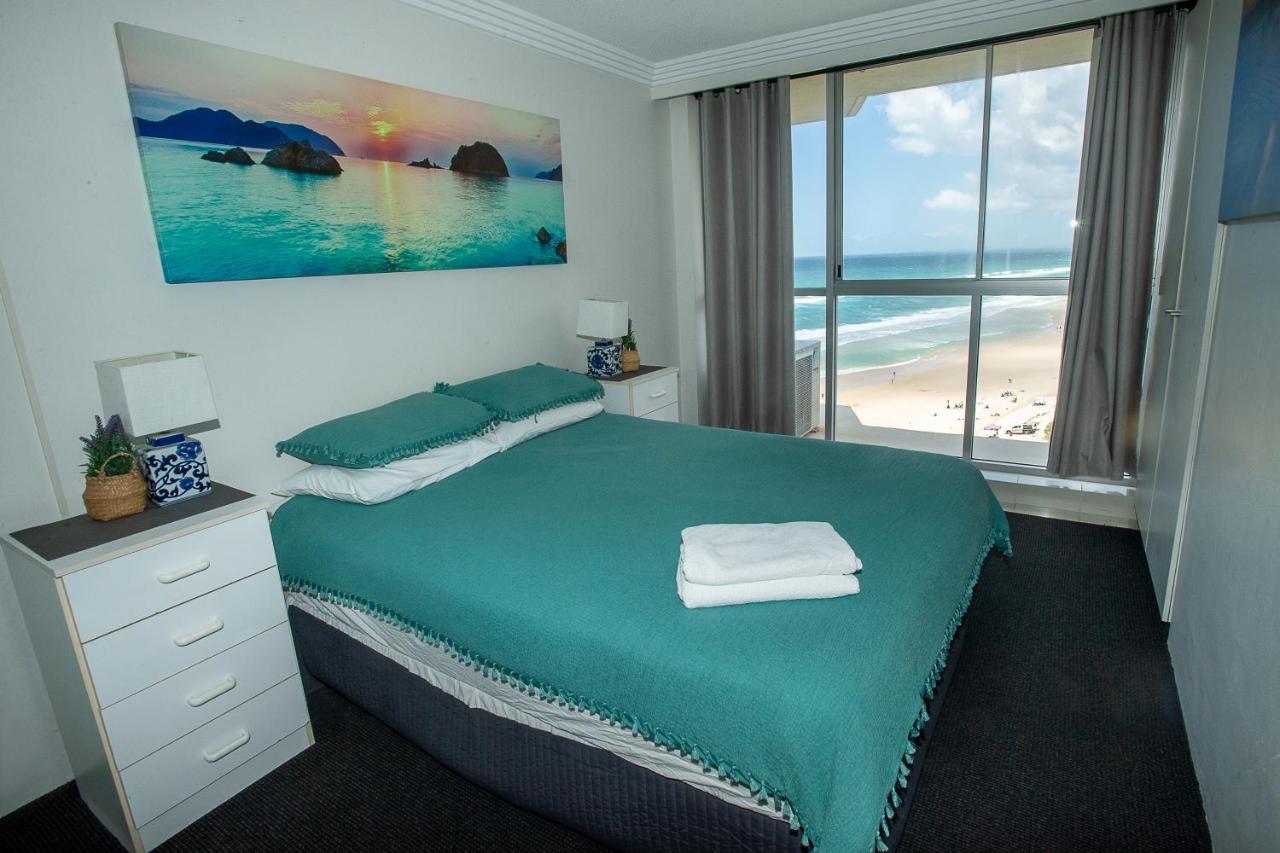Beachside/ Paradise Views Apartment Gold Coast