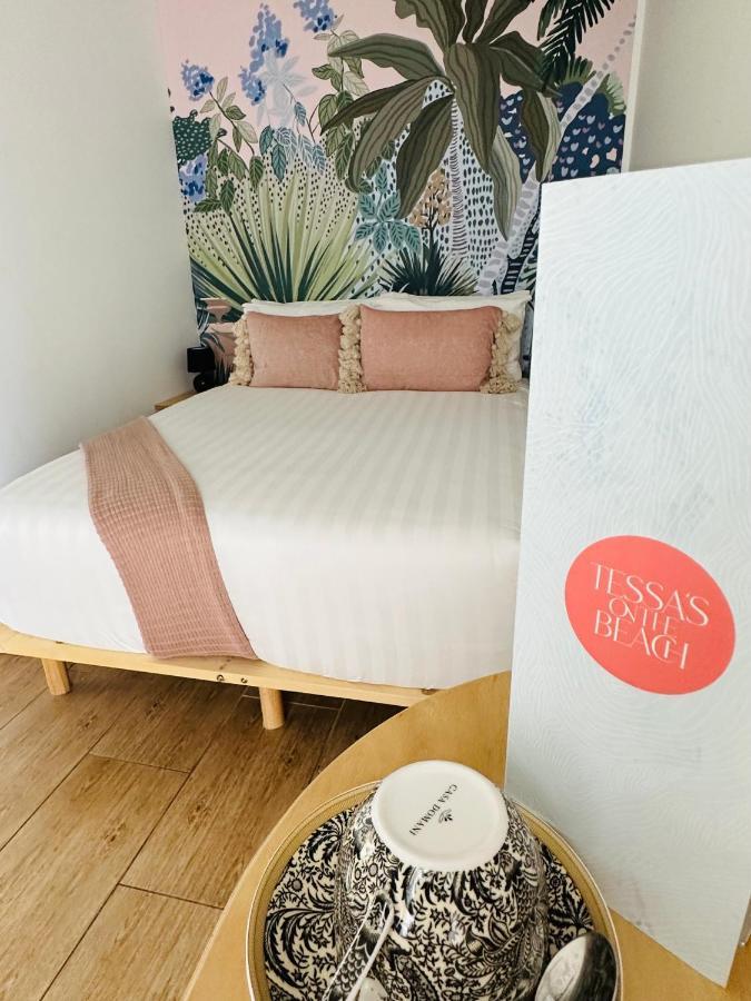 Hotel Tessa's On The