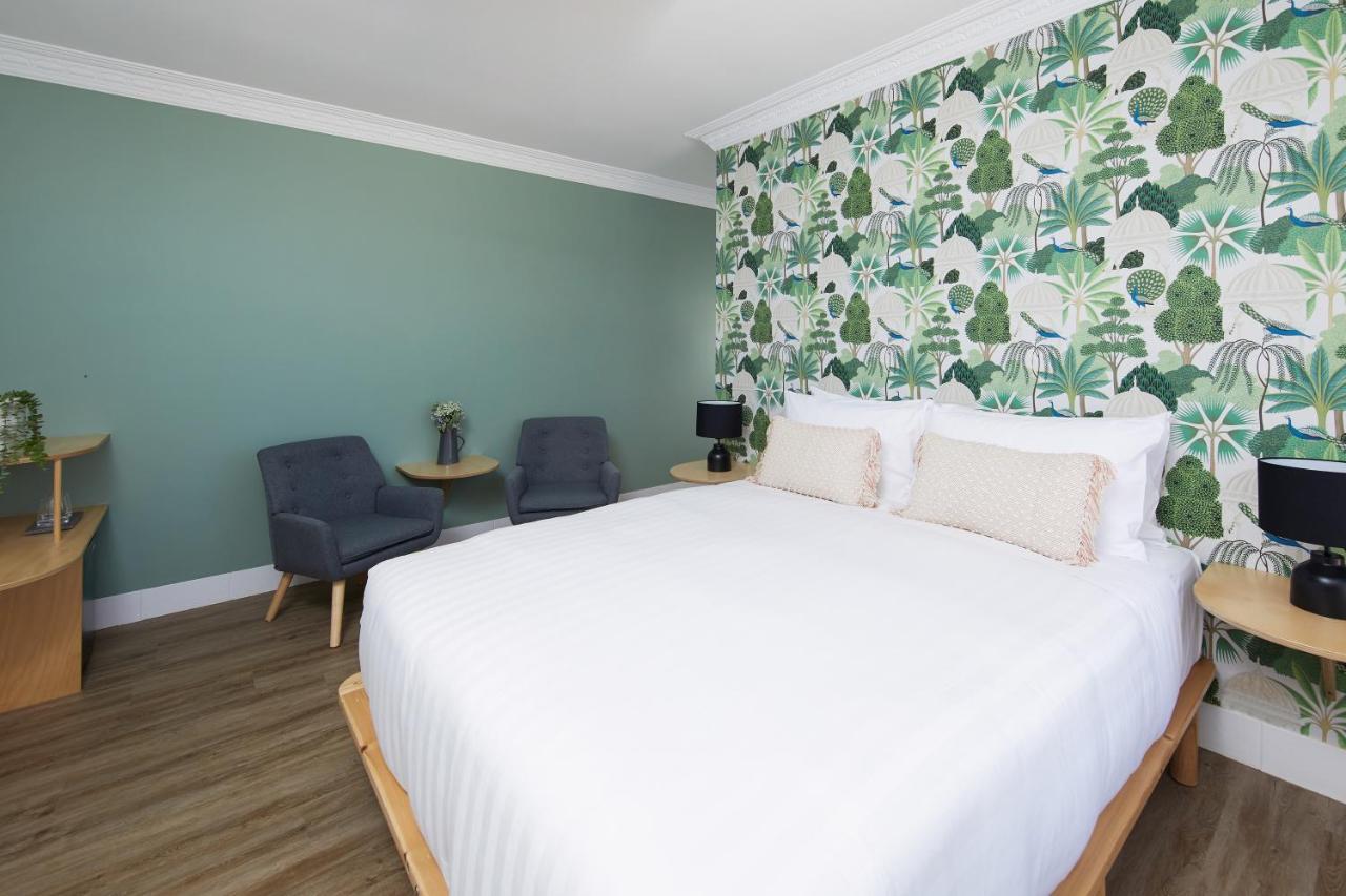 Hotel Tessa's On The Gold Coast