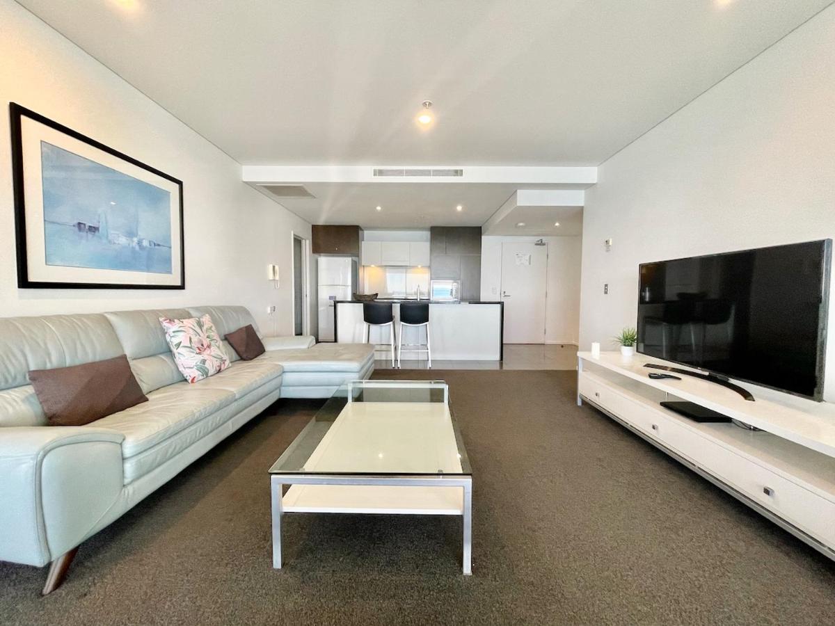 Apartment 2203 The Wave Gold Coast
