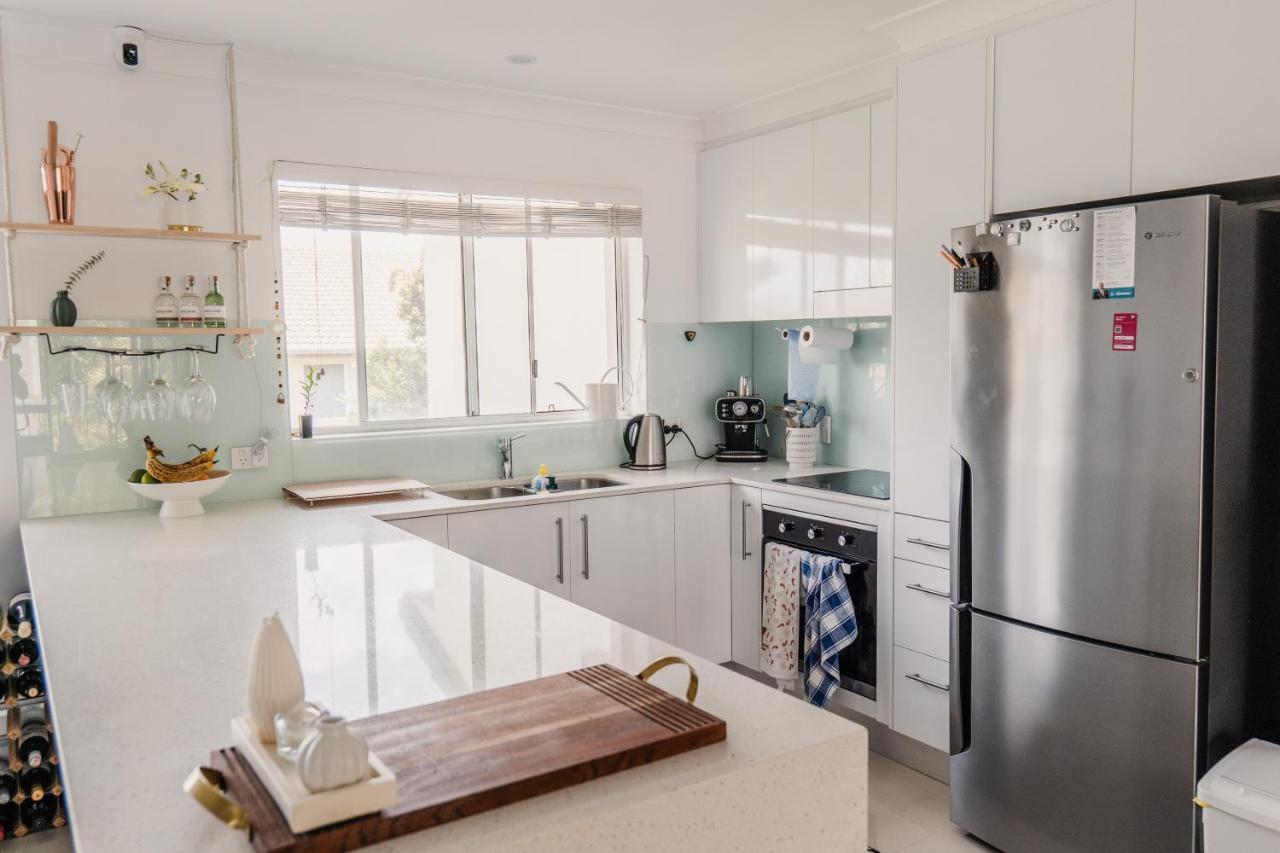Apartamento Heart Of Burleigh - Perfect Location With Pools