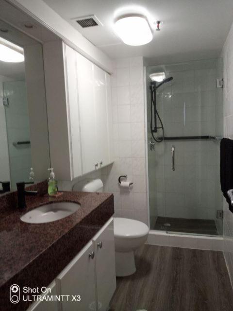 Beachfront Views Great Location Welcome To The Oceanau *