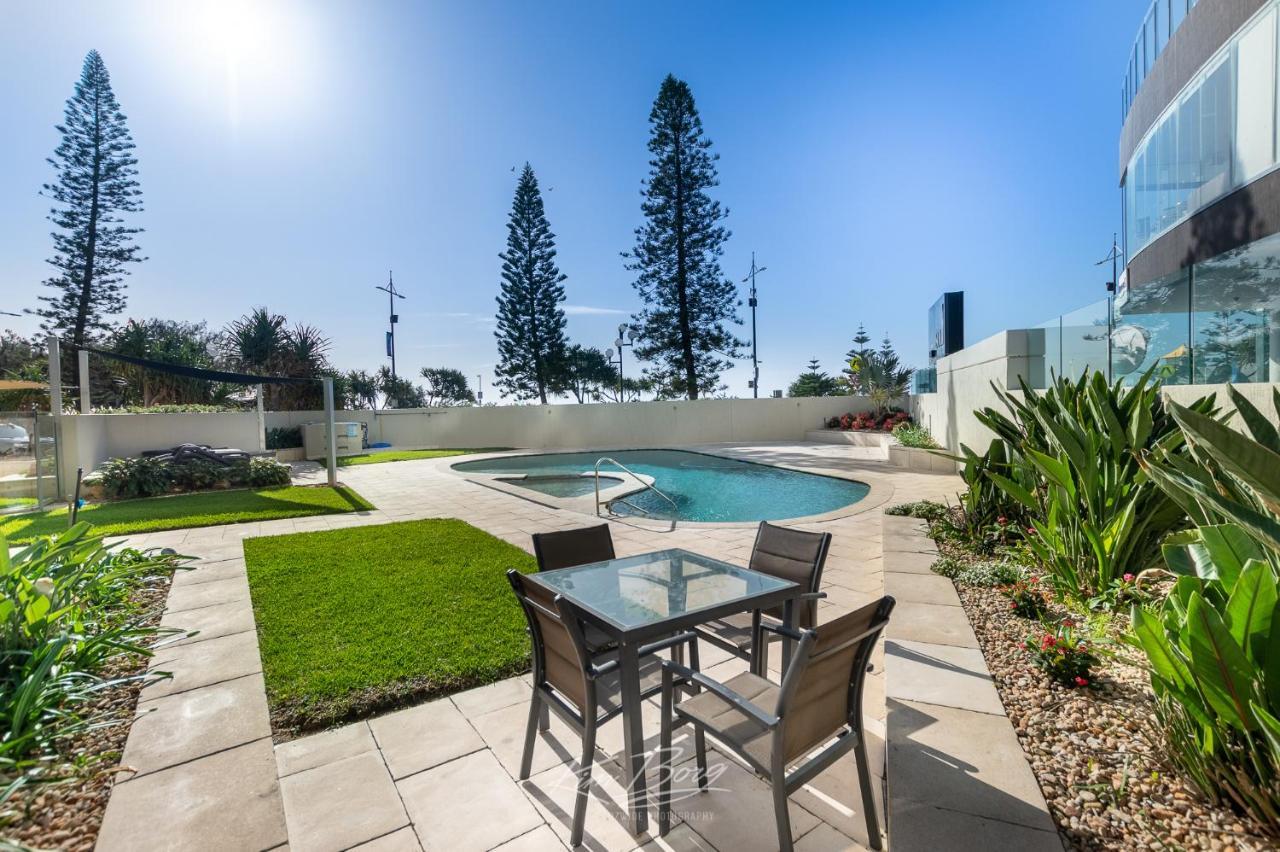 Zenith Ocean Front