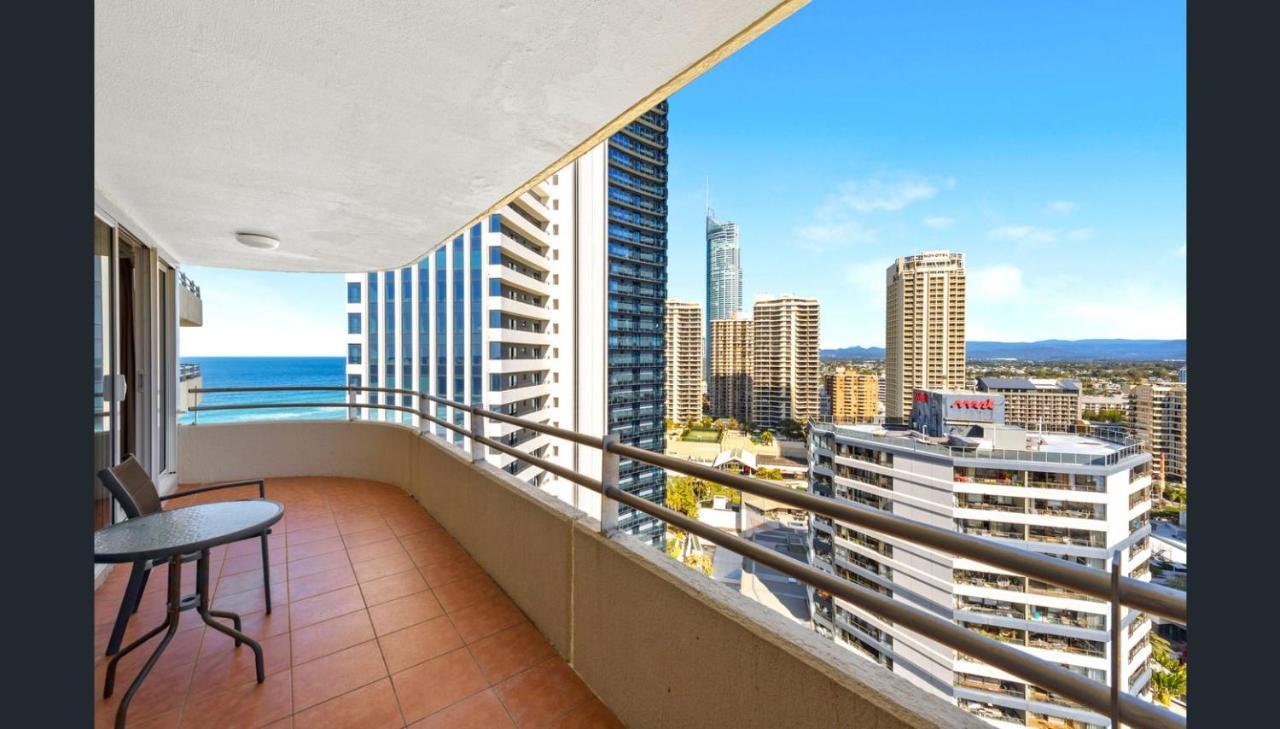 Aparthotel Zenith Ocean Front Gold Coast
