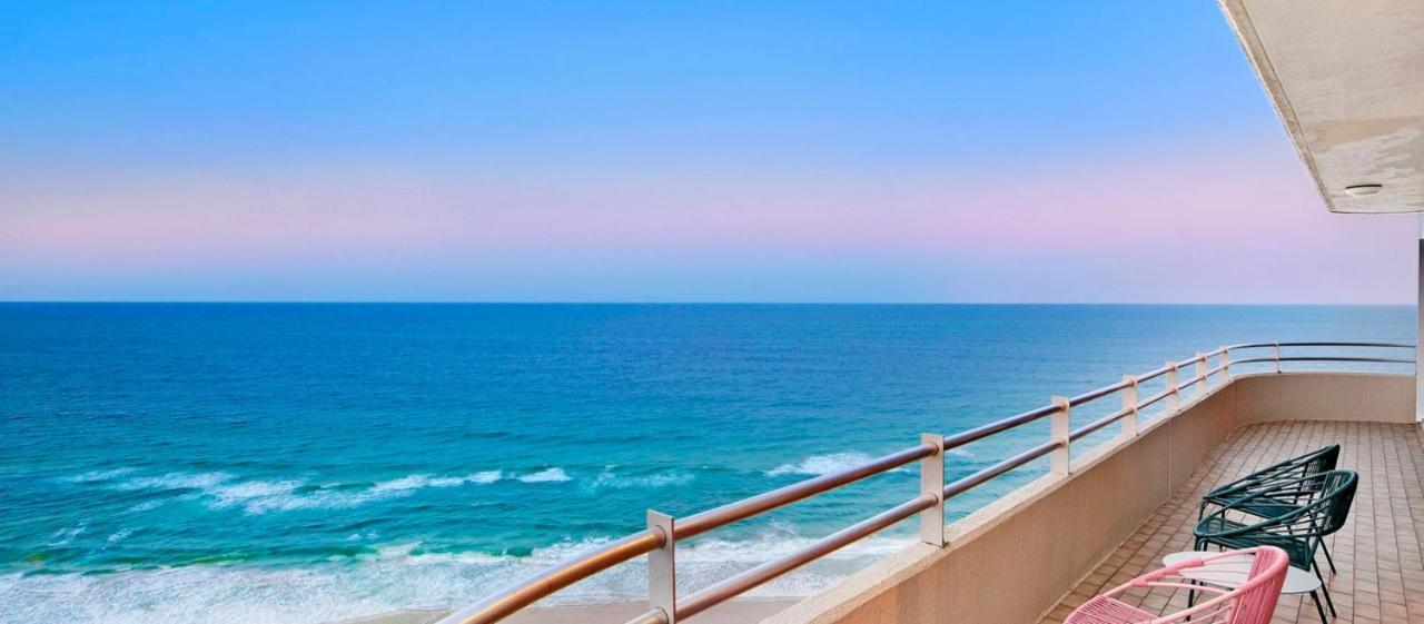 Zenith Ocean Front Aparthotel Gold Coast
