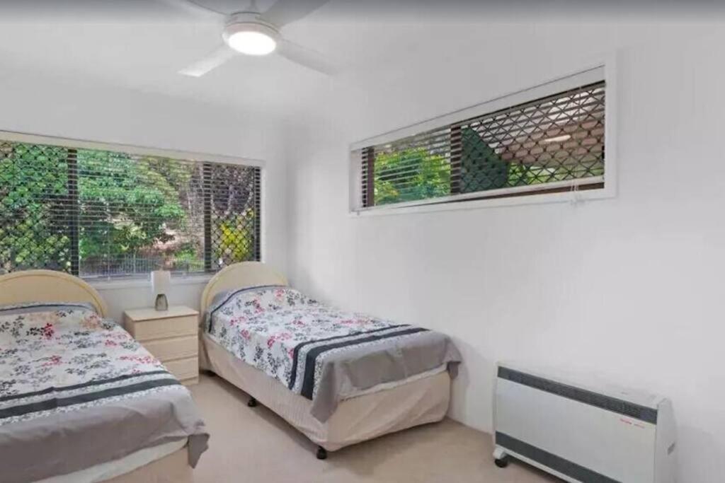 Salerno - Hosted By Burleigh Letting *