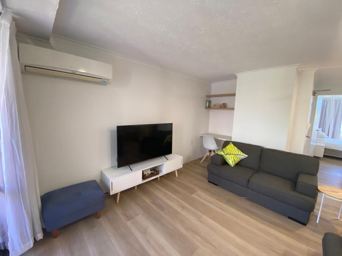 Enderley Gardens Aparthotel Gold Coast