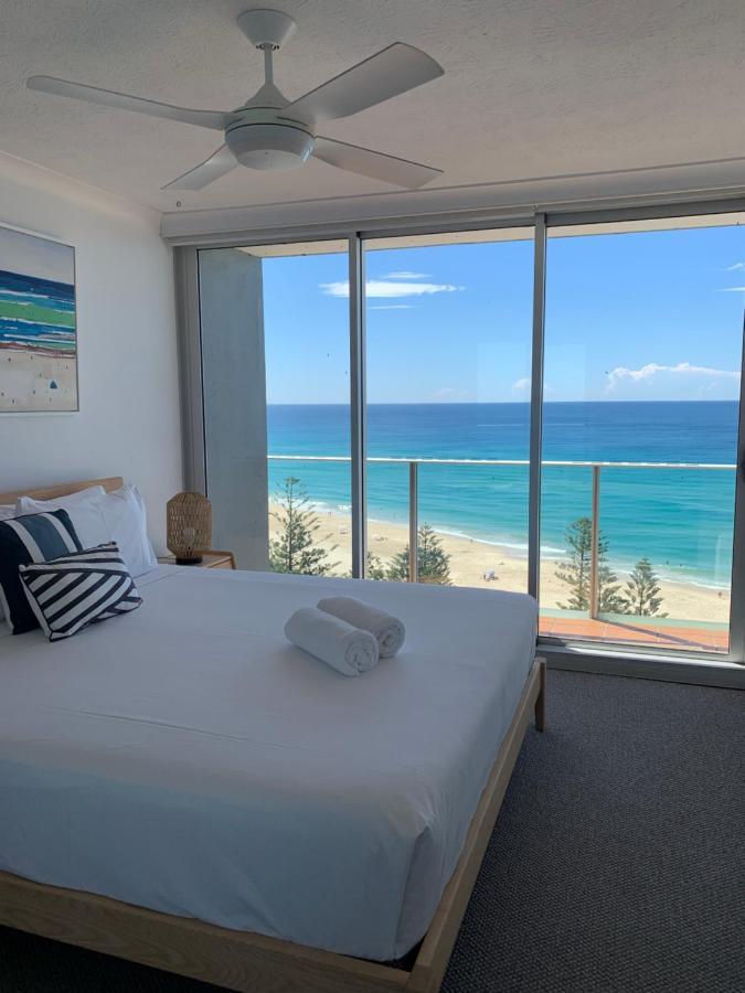 Pacific Regis Beachfront 4*