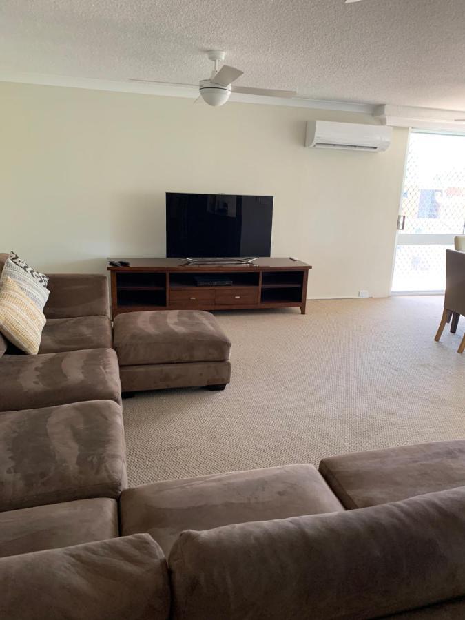 Pacific Regis Beachfront Aparthotel Gold Coast