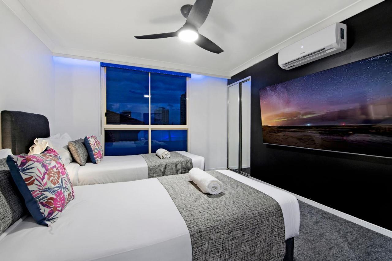 Apartment Chevron Renaissance - Floor - Self Contained & Privately Managed Gold Coast