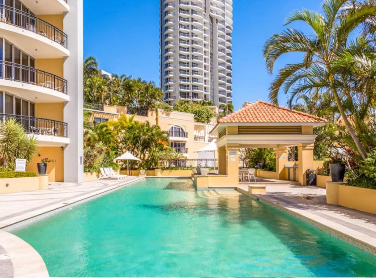 Breathtaking Views From Stunning 42nd Floor Skyhome & Living * Gold Coast