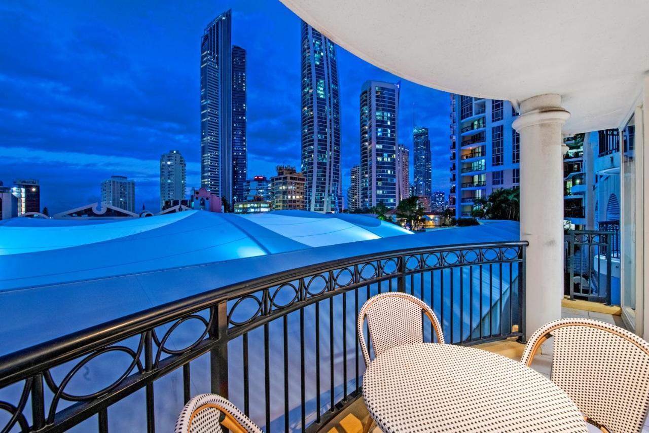 Chevron Renaissance - Floor - Self Contained & Privately Managed