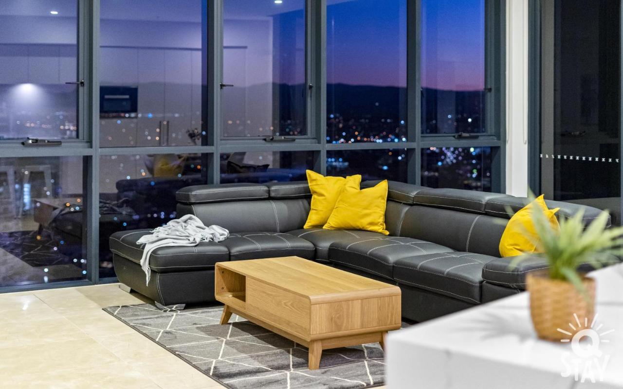 Ruby - 2 Bedroom Penthouse In Surfers Paradise! *