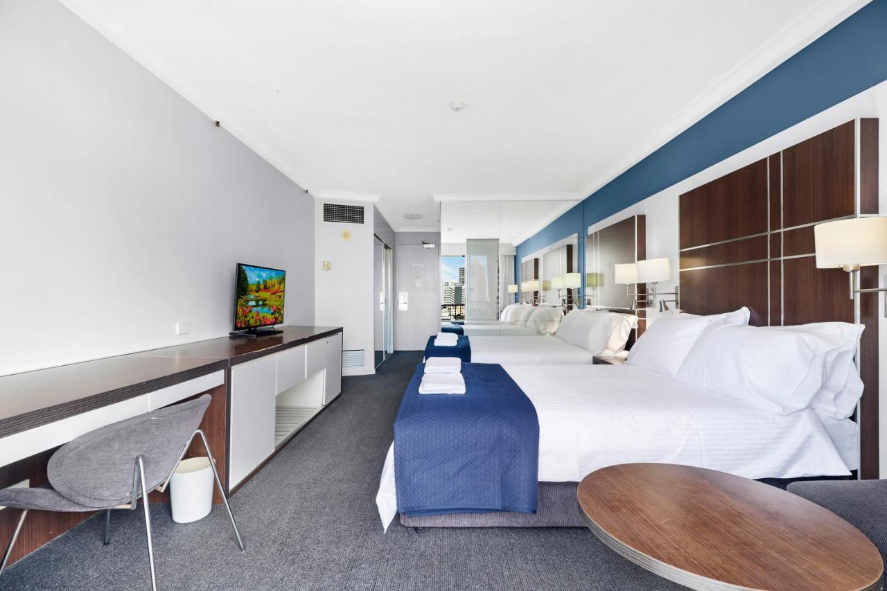 Bed & Breakfast Offline - Stunning 1br Minutes From The Sand - Fast Wifi & Spa Gold Coast