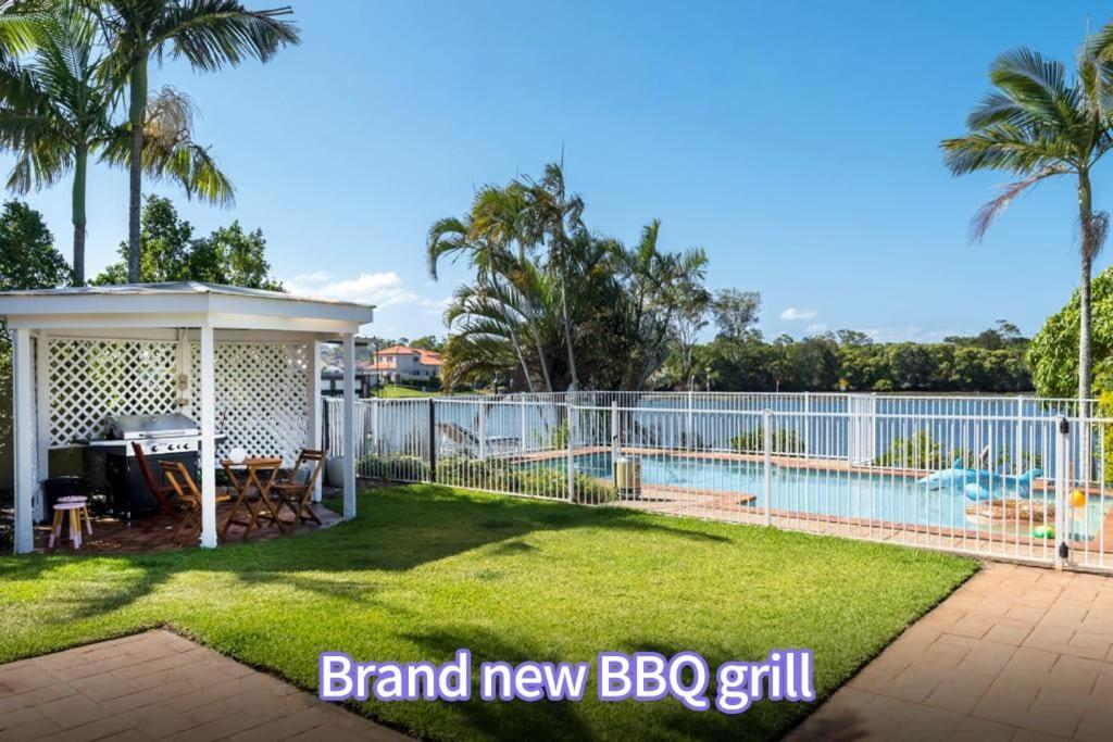 Panarama Waterview! Waterfront Luxury Heave In Gc Holiday home *