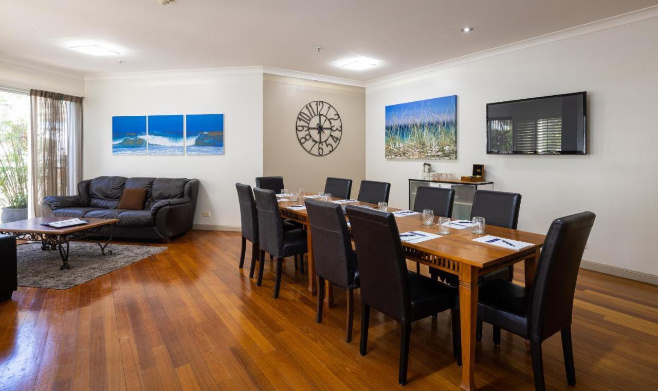 Bel Air On Broadbeach - Official Aparthotel