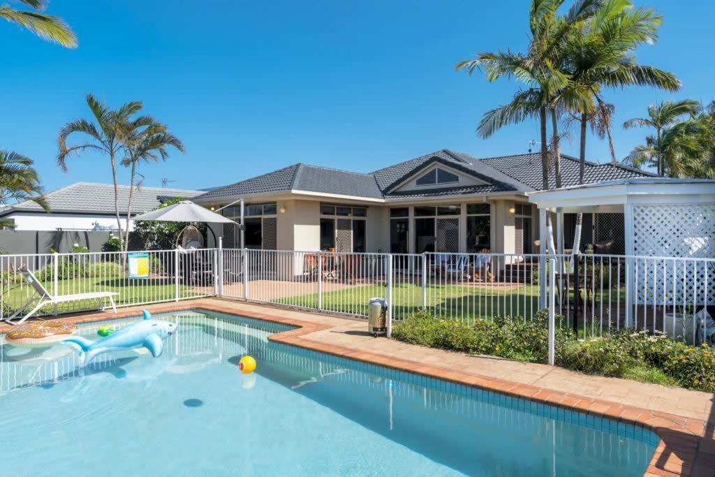 Panarama Waterview! Waterfront Luxury Heave In Gc *