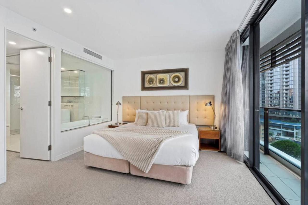 Stunning 2 Bed 2 Bath 8th Floor - Gc Getaways