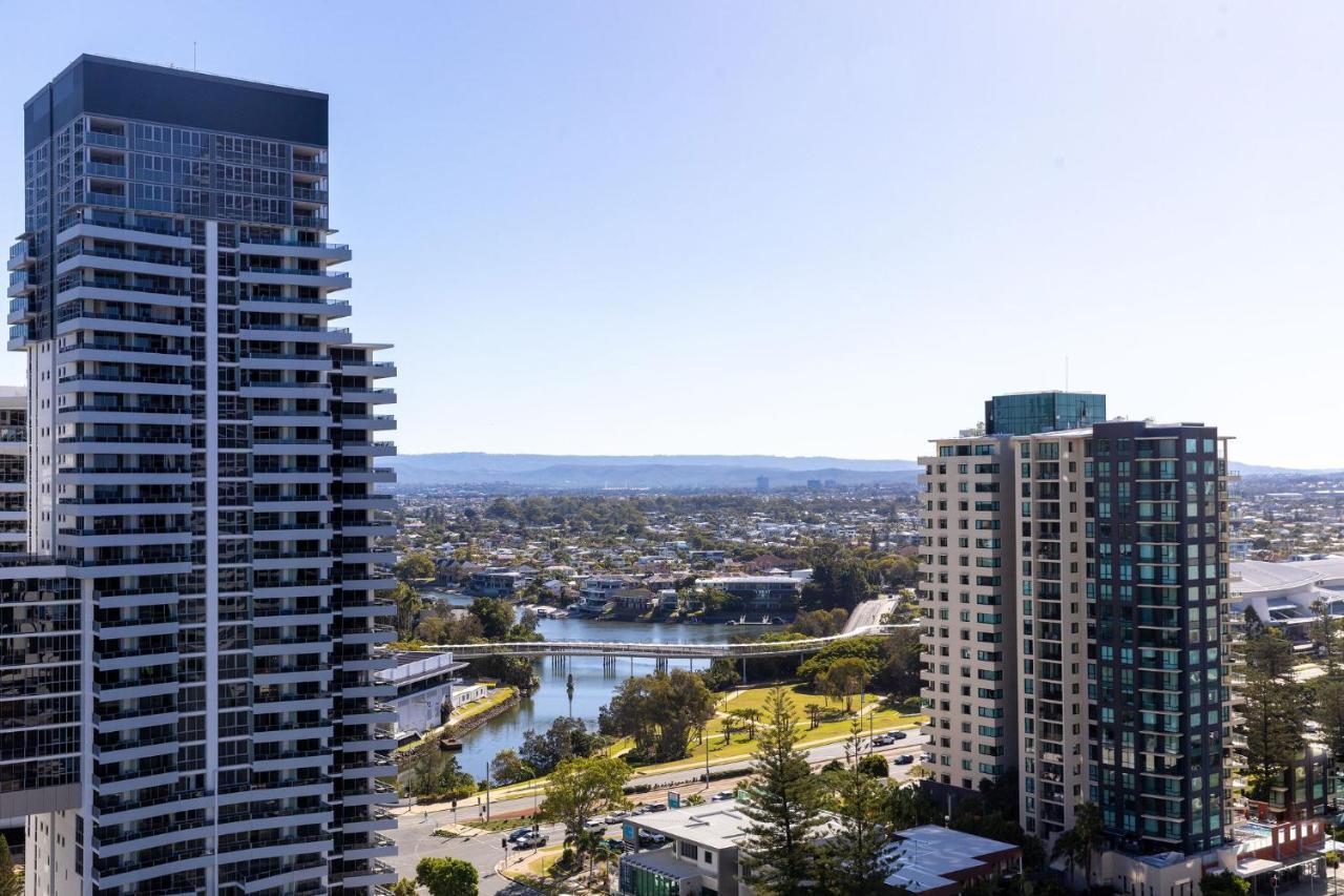 Ultiqa Signature At Broadbeach * Gold Coast