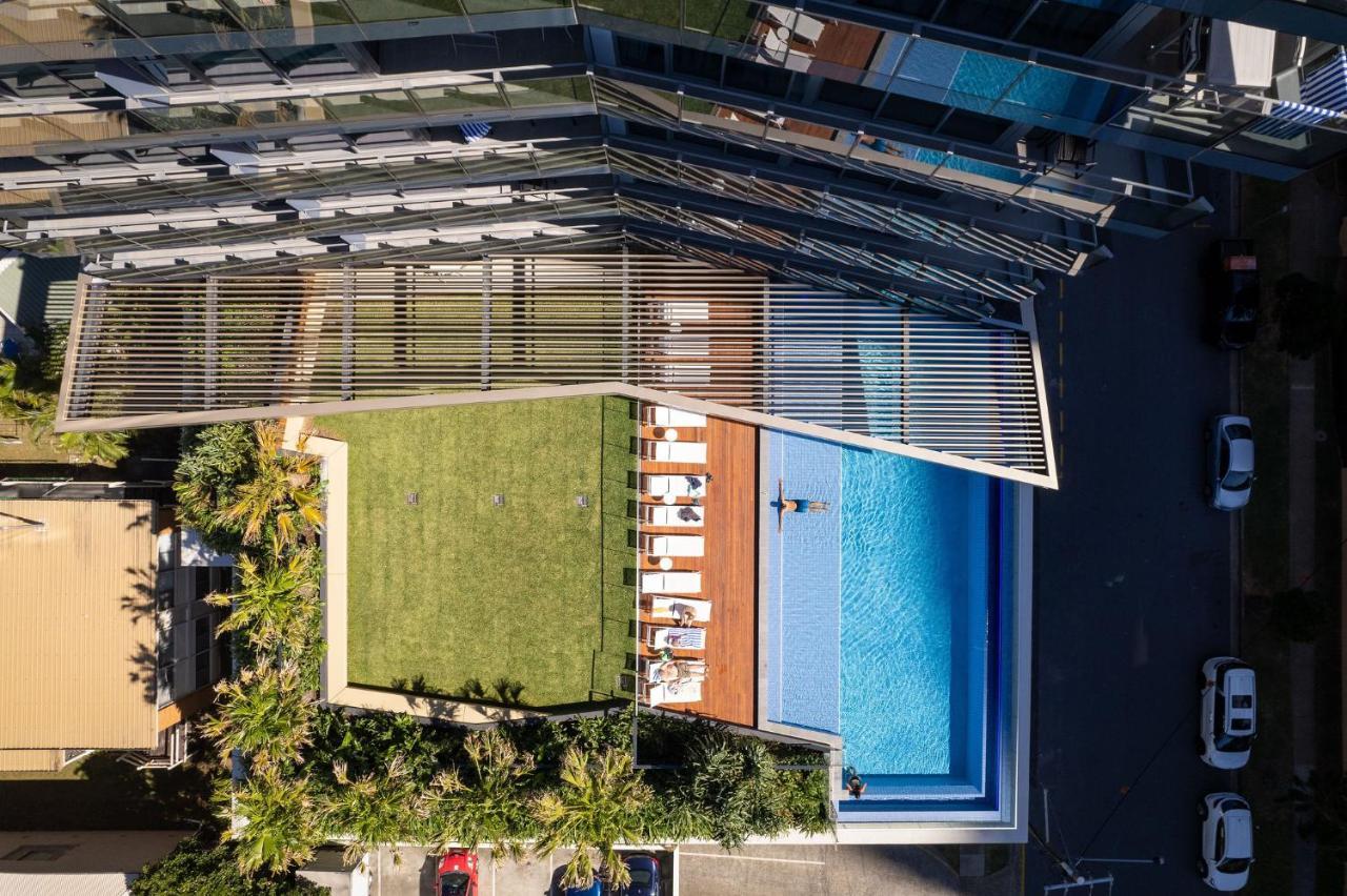 Ultiqa Signature At Broadbeach *