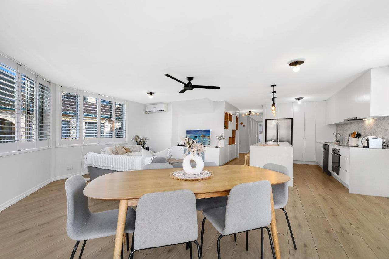 Private Rooftop, 2-storey Surfers Paradise With Pool Near Beach! Apartamento *