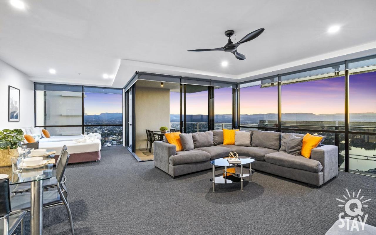 Circle On Cavill Surfers Paradise Mid Week Madness Deal - Q Apartment Gold Coast