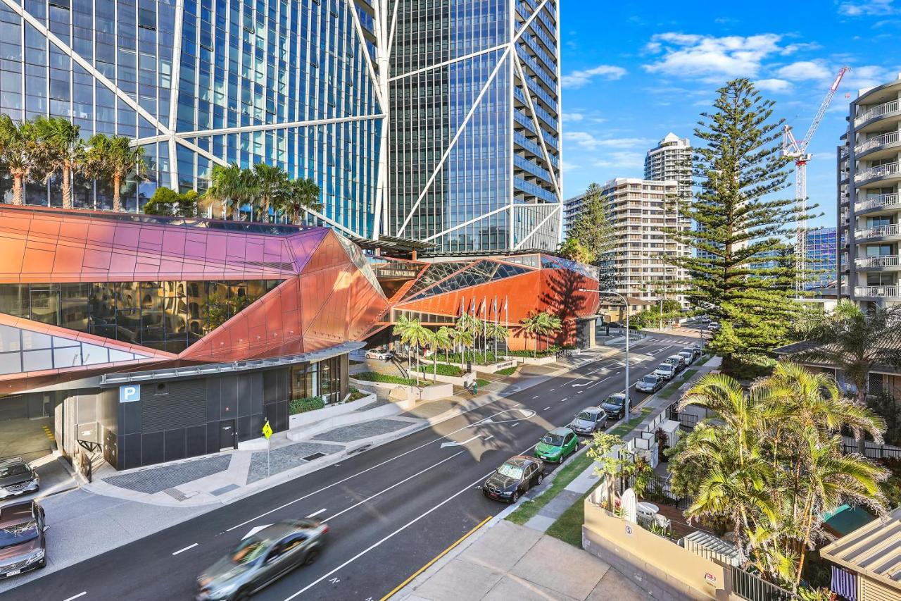 Apartamento Private Rooftop, 2-storey Surfers Paradise With Pool Near Beach! Gold Coast