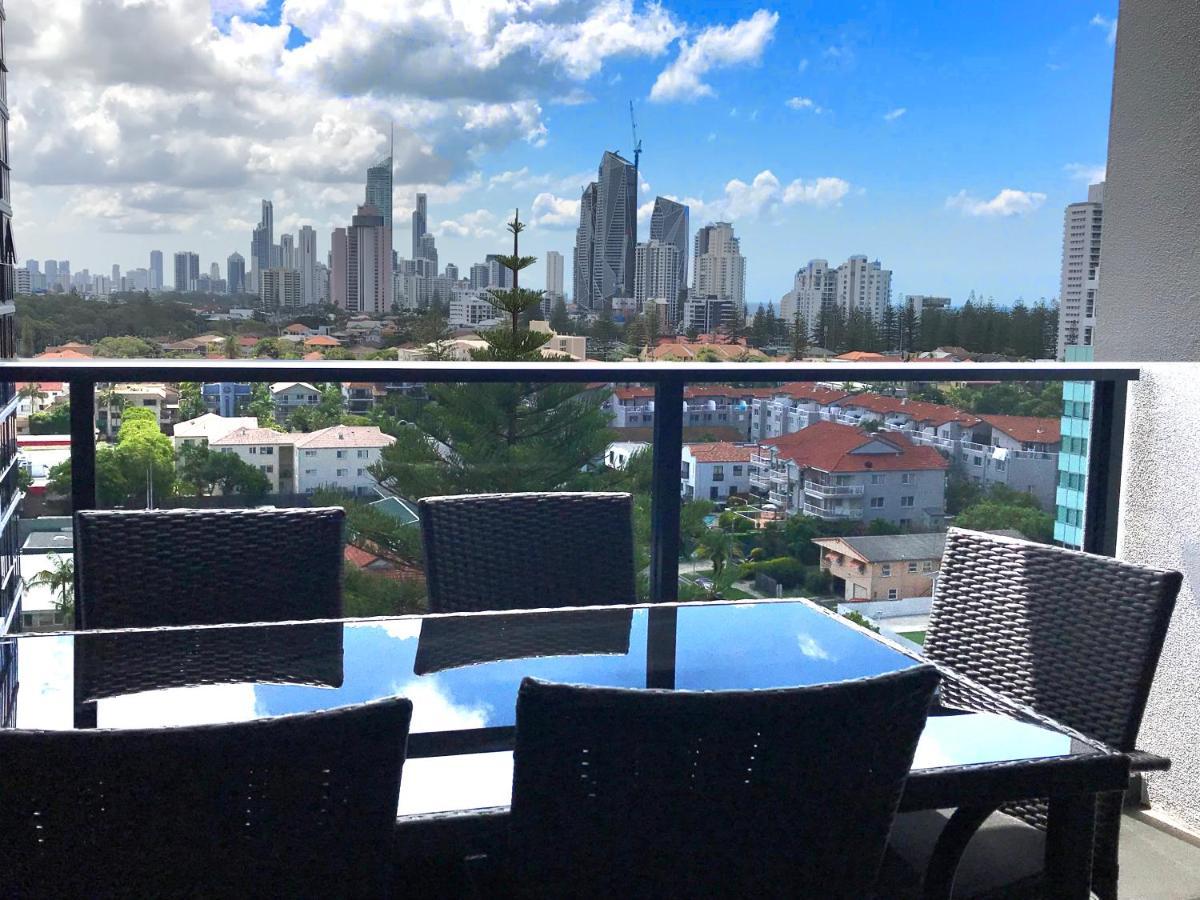 Aparthotel Qube Broadbeach