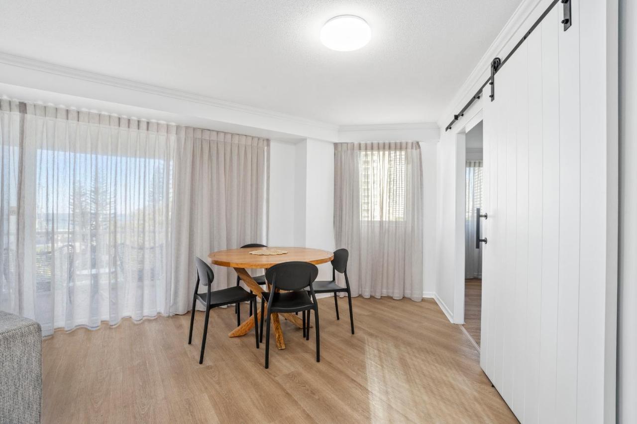 Hotel Sovereign On The Gold Coast