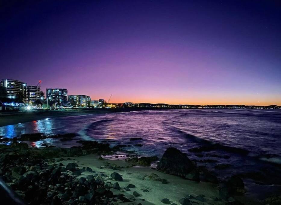 Apartamento Beachfront Bliss, 3br Kirra Oasis- Pool And Sauna Gold Coast