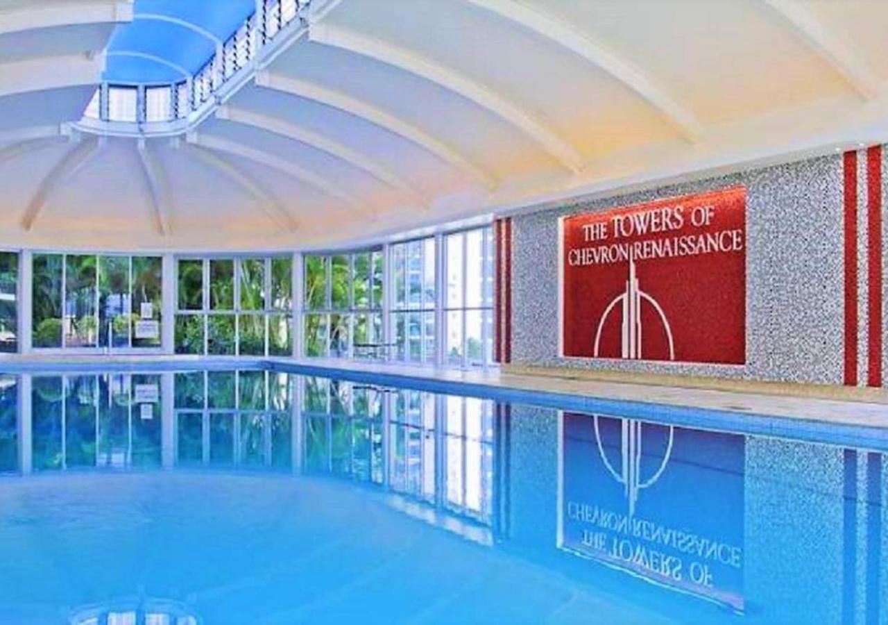 Apartamento 2 Bdrm Towers Of Chevron, 19th Floor Amazing View